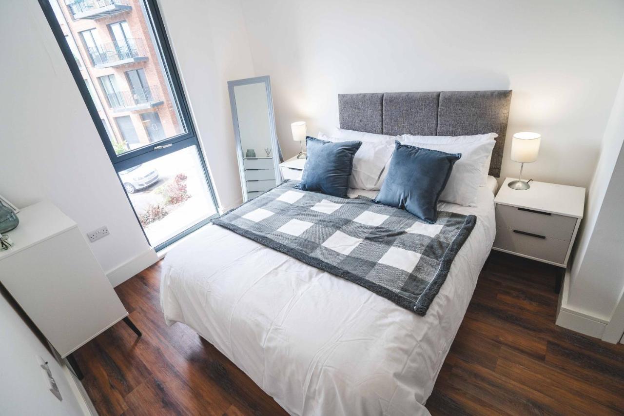 Modern 1-bed - New - City Centre - Free Wi-fi - Apartment