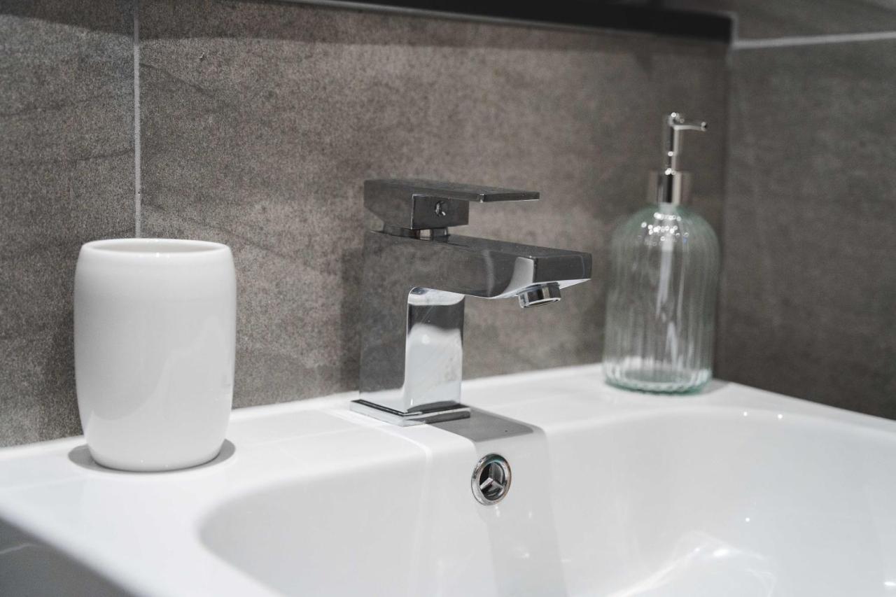 Modern 1-bed - New - City Centre - Free Wi-fi - Sheffield